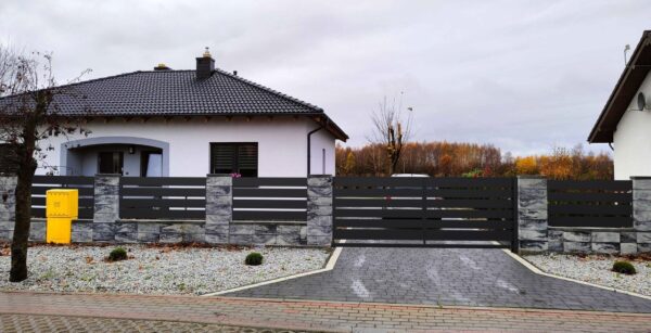 Brama dwuskrzydłowa - Ogrodzenie palisadowe (Kopia) - obrazek 3